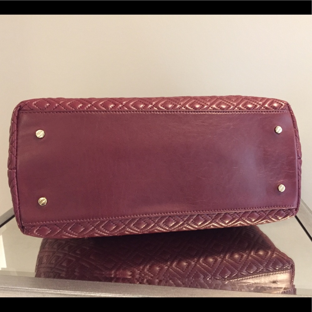 Tory Burch Marion Quilted Shoulder Tote - Picture 3 of 8